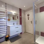 Semesterbostad La Maison Vigneronne Polignac (Haute-Loire)