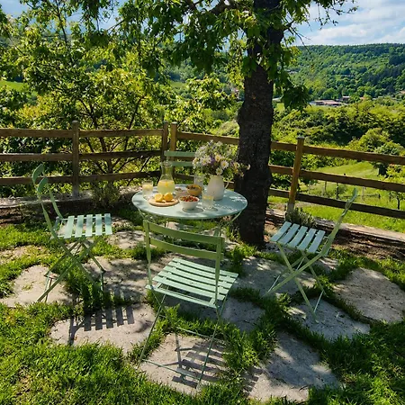 Semesterbostad La Maison Vigneronne *
